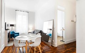 Appartement 2 Pieces Jean Mace Et Stationnement