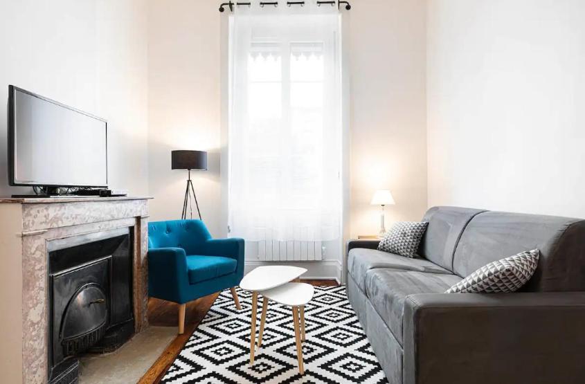 Appartement 2 Pieces Jean Mace Et Stationnement Lyon Extérieur photo