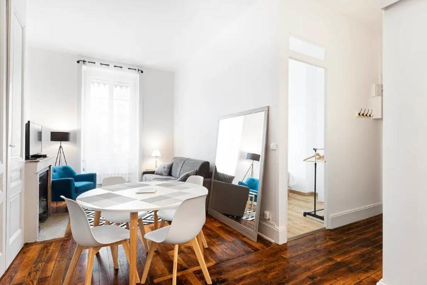 Appartement 2 Pieces Jean Mace Et Stationnement Lyon Extérieur photo